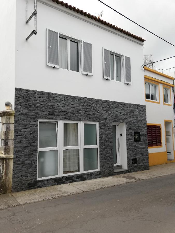Victoria Guest House Фурнаш Экстерьер фото