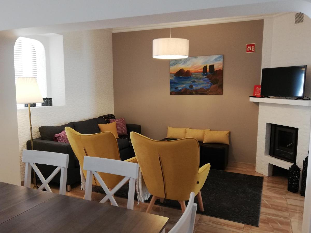 Victoria Guest House Фурнаш Экстерьер фото