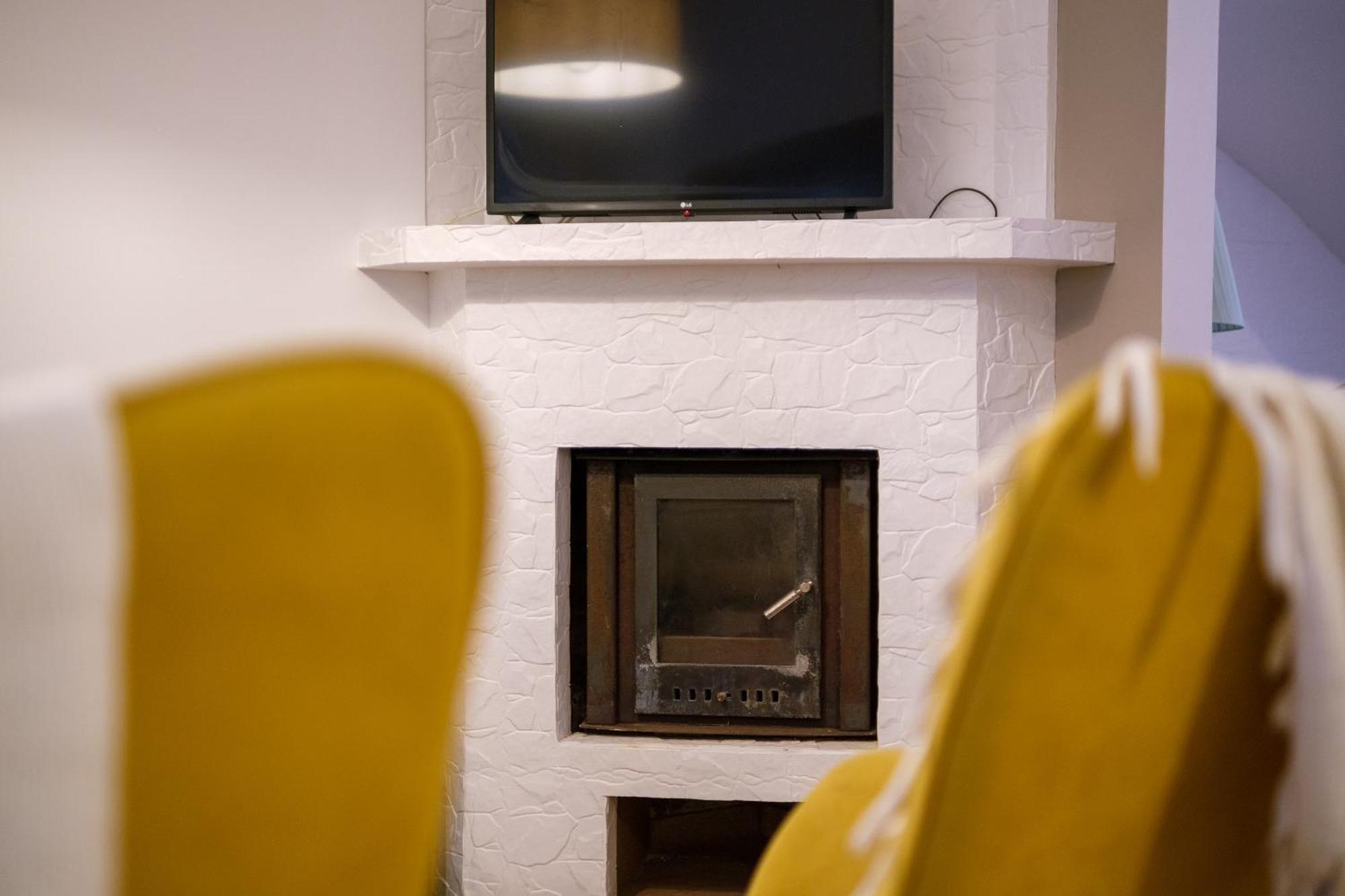 Victoria Guest House Фурнаш Экстерьер фото